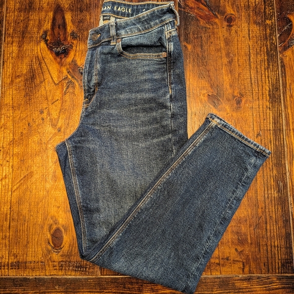 American Eagle 'Mom Jean' - Picture 2 of 6